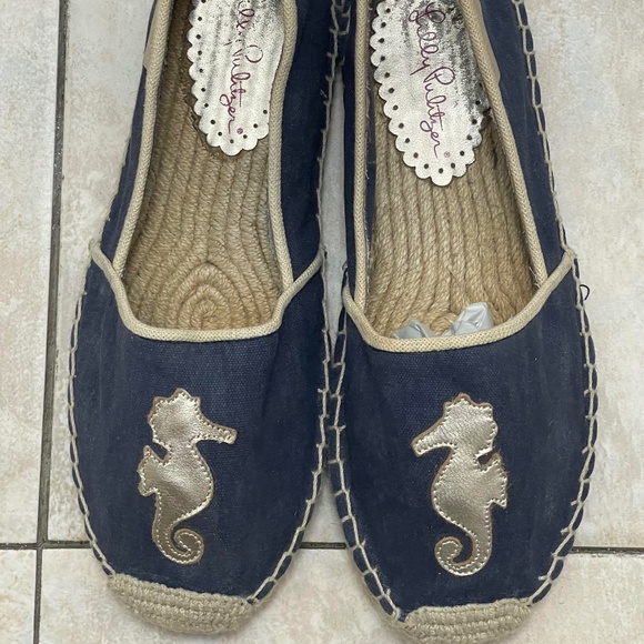 Lilly Pulitzer Lia Espadrille In True Navy with Seahorse print size 10 - Picture 2 of 7
